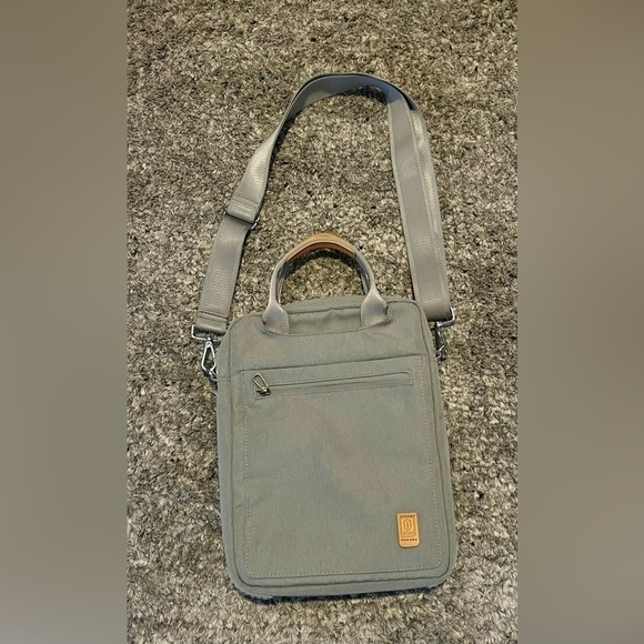 New!! Bag for a tablet or iPad - Picture 1 of 1